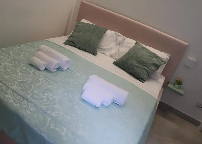 Barbaro & Bed and Breakfast Νάπολη