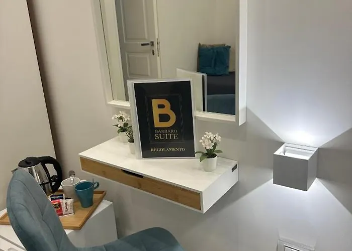 Barbaro & Bed and Breakfast Νάπολη