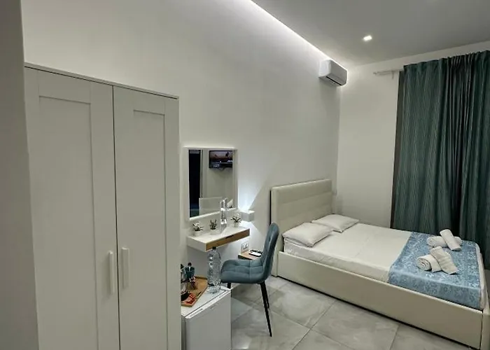 Barbaro & Bed and Breakfast Νάπολη